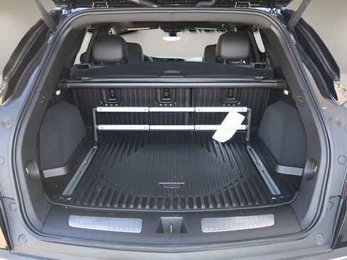New 2026 Cadillac XT5 Premium Luxury w/ Driver Assist Package FWD image 15