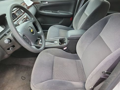 Used 2016 Chevrolet Impala Limited LS FWD image 10
