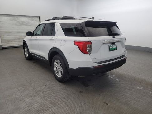 Used 2021 Ford Explorer XLT image 5