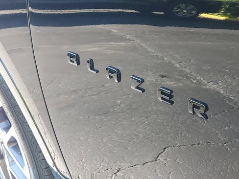 Used 2023 Chevrolet Blazer RS FWD image 6