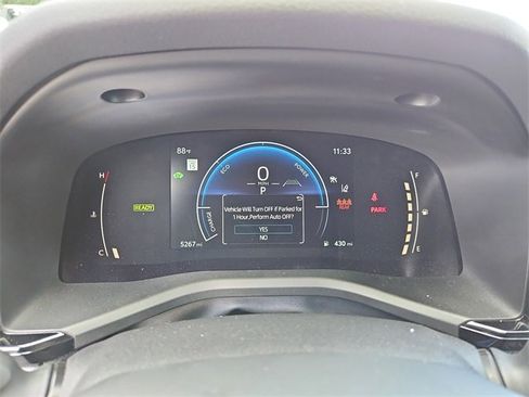 Used 2025 Toyota Camry SE image 11