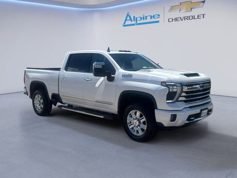 Used 2024 Chevrolet Silverado 3500 High Country w/ High Country Premium Package AWD/4WD image 7