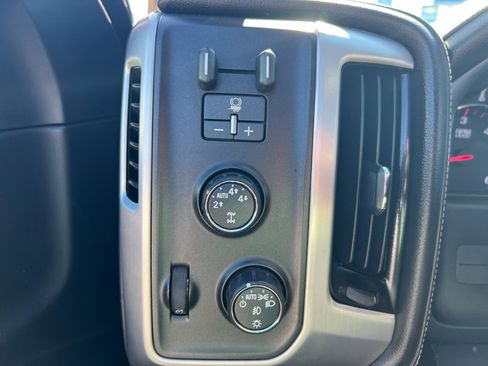 Used 2015 GMC Sierra 1500 SLT w/ Driver Alert Package image 31