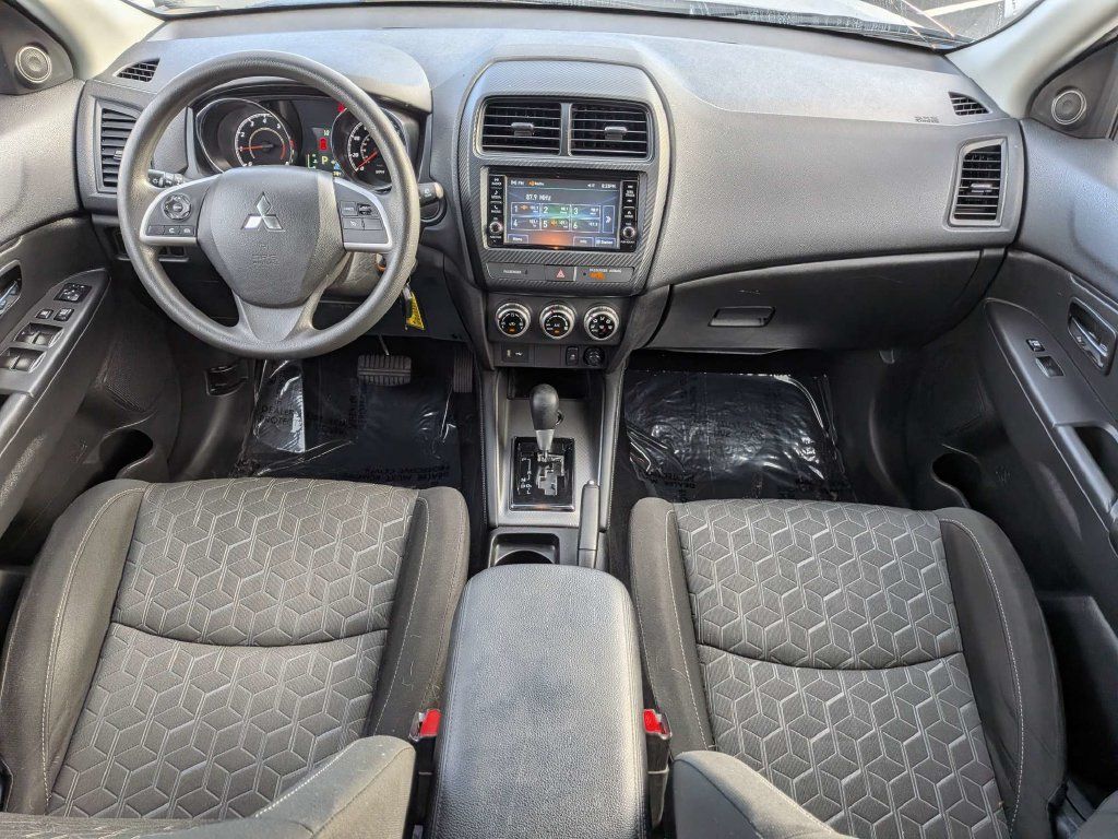 Used 2024 Mitsubishi Outlander Sport ES AWD/4WD image 15