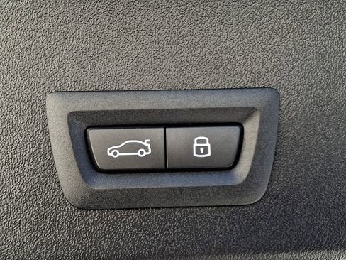 Used 2026 BMW X3 M50 w/ Premium Package image 29