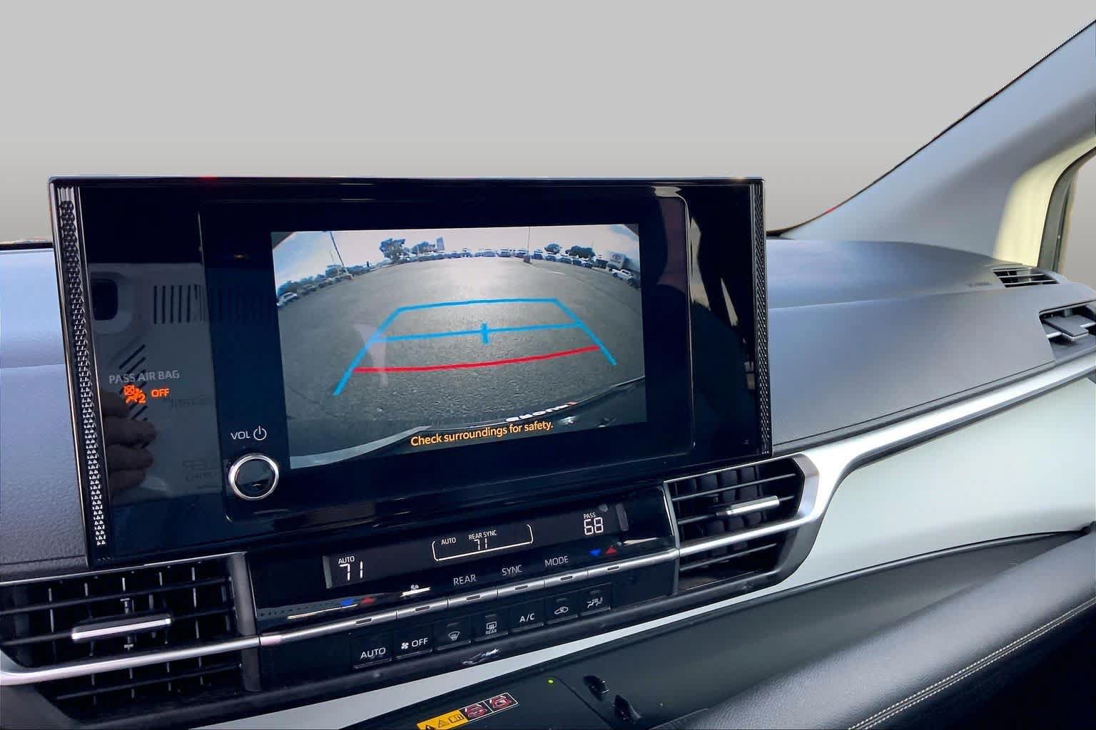 Certified 2025 Toyota Sienna LE w/ LE Plus Package FWD image 27