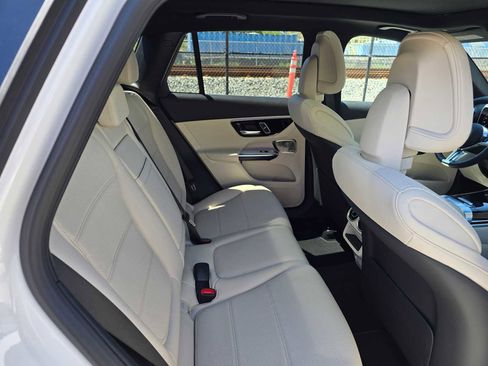New 2026 Mercedes-Benz GLC 300 4MATIC image 13