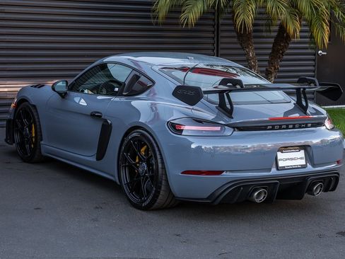 Certified 2025 Porsche 718 Cayman GT4 RS image 3