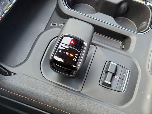 Used 2026 GMC Sierra 1500 AT4 w/ AT4 Premium Package image 29