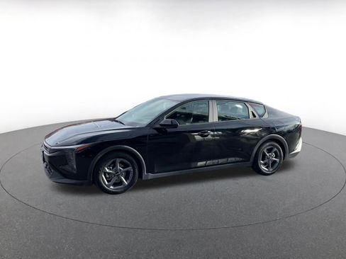 Used 2025 Kia K4 LXS image 8