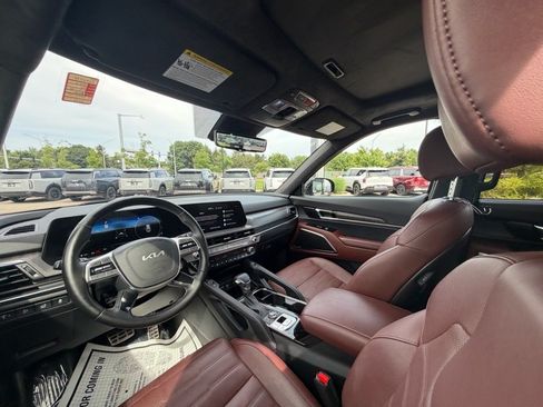 Used 2023 Kia Telluride SX Prestige AWD/4WD image 10
