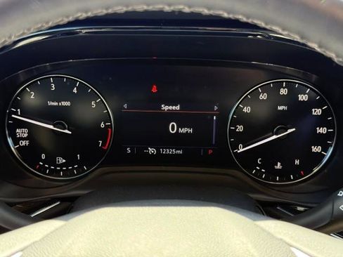 Used 2023 Buick Envision Preferred image 21