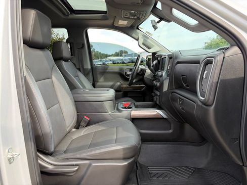 Used 2020 Chevrolet Silverado 1500 RST AWD/4WD image 31