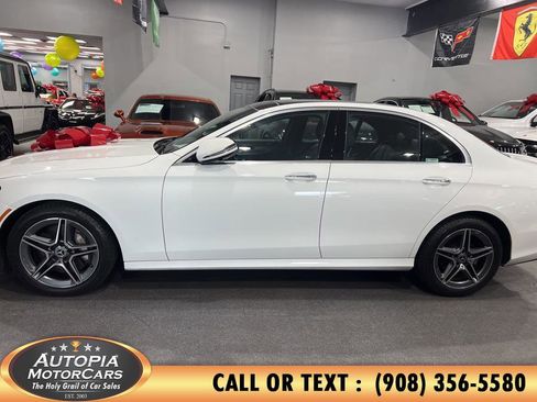 Used 2022 Mercedes-Benz E 350 4MATIC Sedan image 4