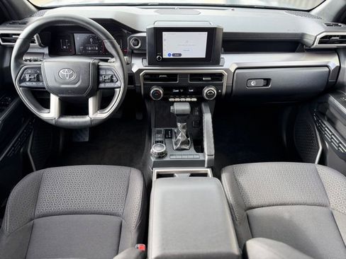 Used 2025 Toyota 4Runner SR5 image 10