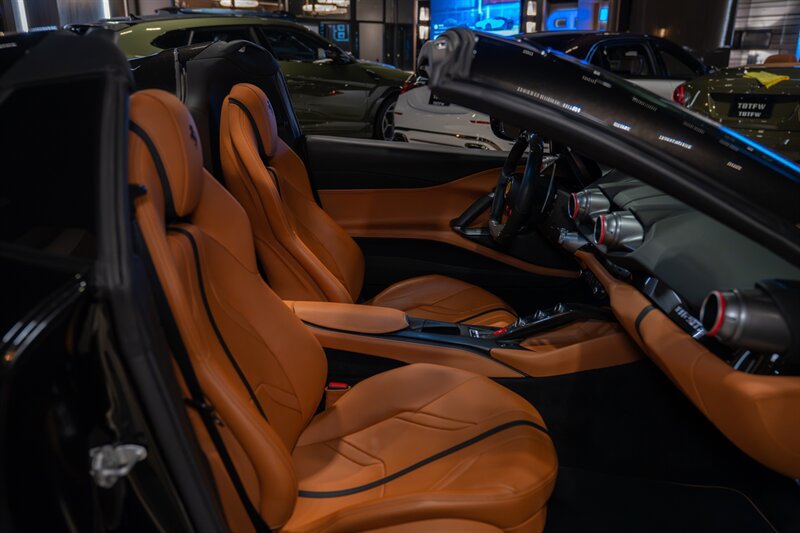 Used 2021 Ferrari 812 GTS RWD image 29
