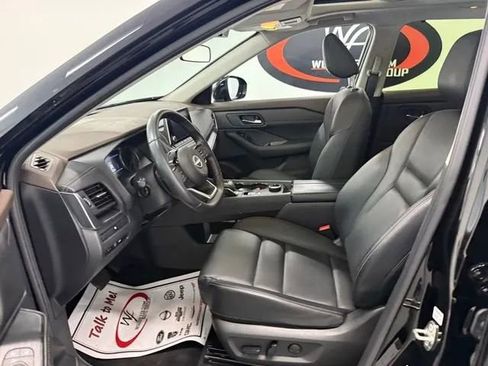 Used 2023 Nissan Rogue SV w/ SV Premium B Package AWD/4WD image 11