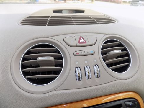 Used 2003 Mercedes-Benz SL 500 SL 500 2dr Convertible image 10