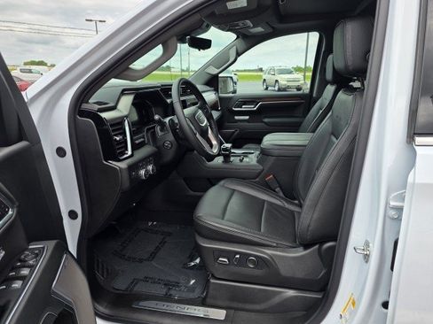 Used 2026 GMC Sierra 1500 Denali w/ Denali Reserve Package AWD/4WD image 18