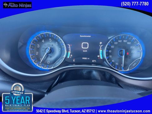 Used 2017 Chrysler Pacifica Touring-L Plus w/ Advanced Safetytec Group image 24