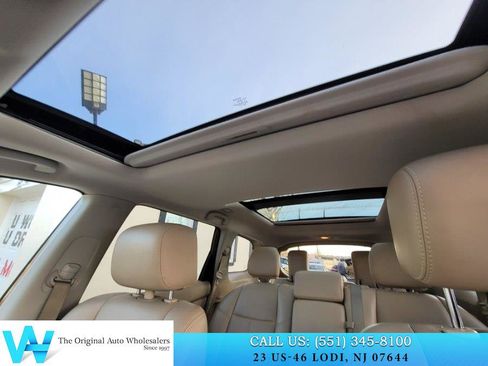 Used 2017 Nissan Pathfinder Platinum w/ Family Entertainment Package image 14