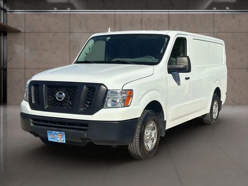 Used 2021 Nissan NV 1500 SV image 2