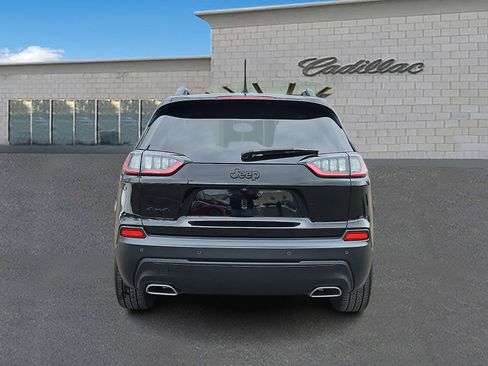 Used 2019 Jeep Cherokee Latitude Plus image 5