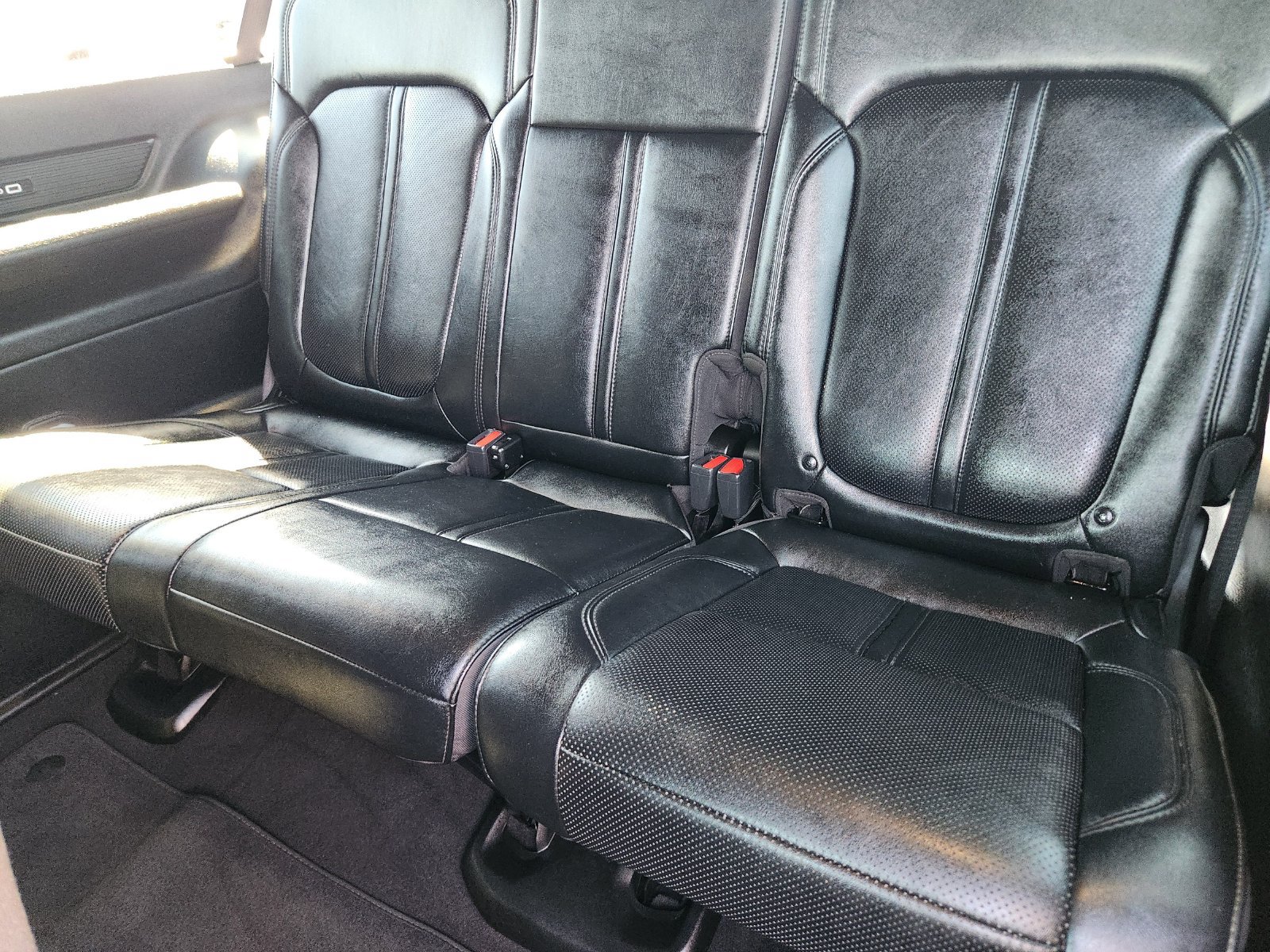 Used 2024 Jeep Wagoneer L Series II w/ Flexible Seating Group AWD/4WD image 33