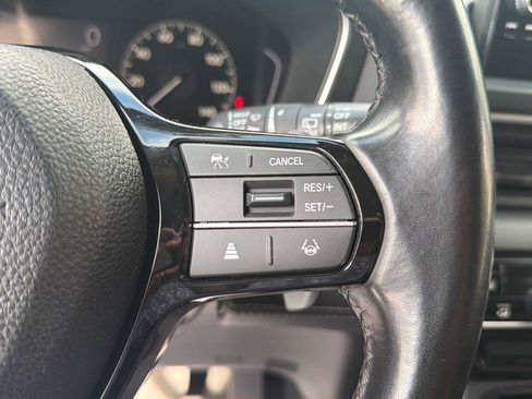 Used 2024 Honda Pilot EX-L image 16