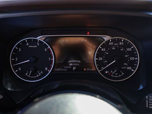 Used 2022 Nissan Rogue SL w/ SL Premium Package image 28