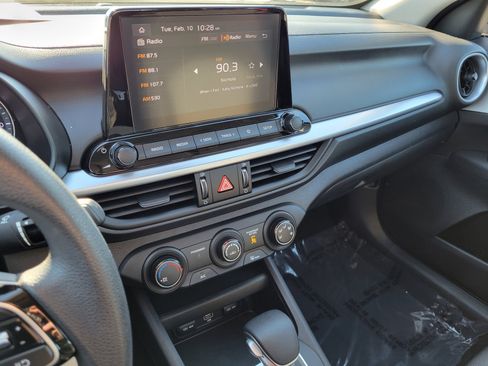 Used 2023 Kia Forte LXS w/ LXS Technology Package image 27