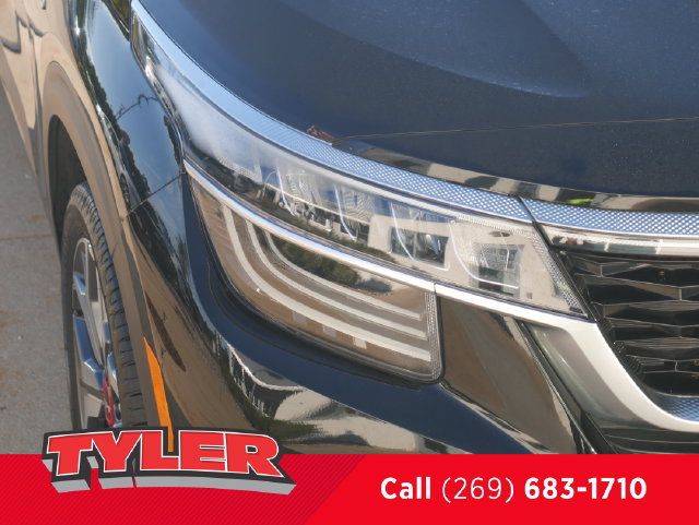 Used 2023 Kia Seltos SX AWD/4WD image 10