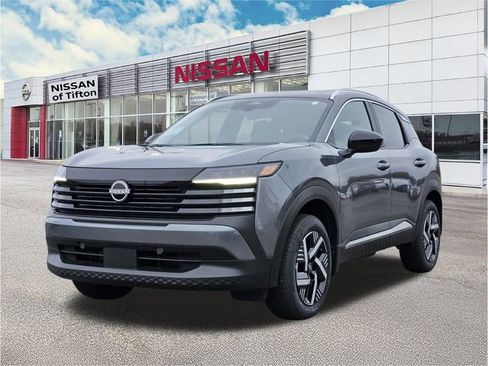 New 2026 Nissan Kicks SV w/ SV Premium Package FWD image 3