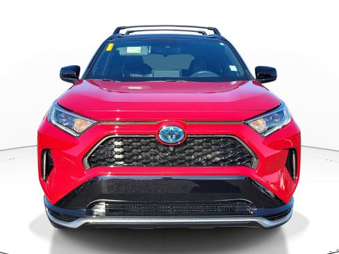 Certified 2021 Toyota RAV4 XSE w/ Premium Package AWD/4WD image 2