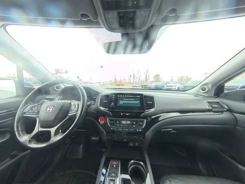 Used 2020 Honda Pilot Touring image 25