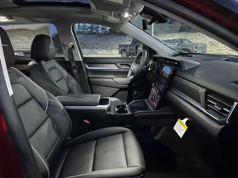 New 2026 GMC Terrain Denali w/ LPO, Black Badging Package image 10