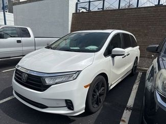 Used 2021 Honda Odyssey Touring video 1