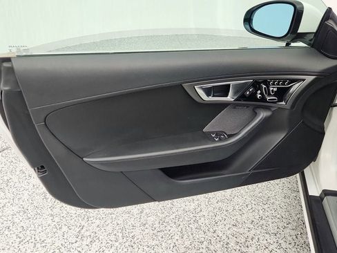 Used 2016 Jaguar F-TYPE S image 11