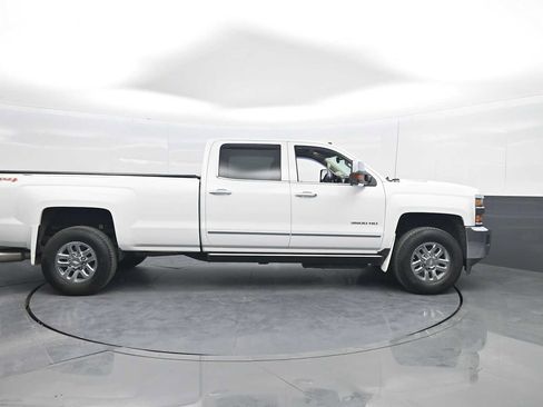 Used 2015 Chevrolet Silverado 3500 LTZ w/ Duramax Plus Package AWD/4WD image 9
