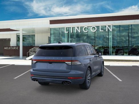 New 2026 Lincoln Aviator AWD image 8