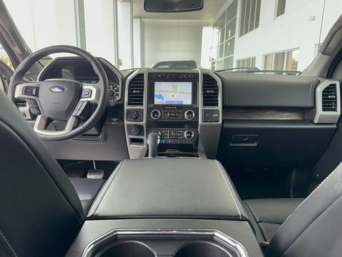 Certified 2020 Ford F150 Lariat w/ Equipment Group 502A Luxury RWD image 33