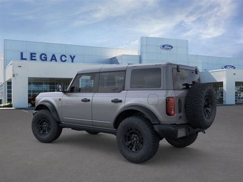 New 2026 Ford Bronco Badlands image 4