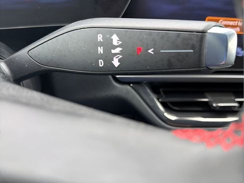 Used 2026 Chevrolet Equinox EV RS FWD image 27