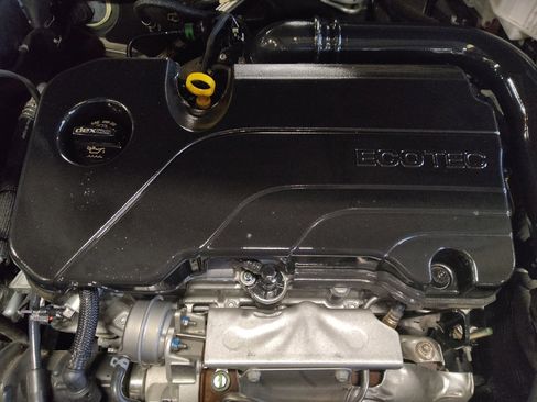 Used 2024 Chevrolet Malibu LT image 30