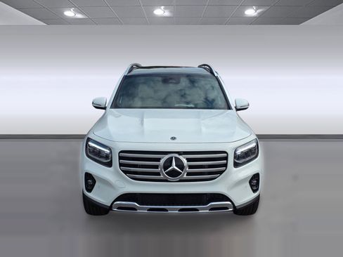 Used 2026 Mercedes-Benz GLB 250 4MATIC image 4