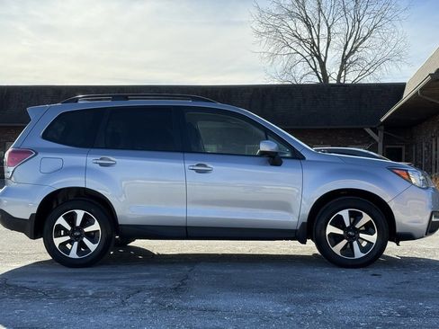 Used 2018 Subaru Forester 2.5i Premium image 6