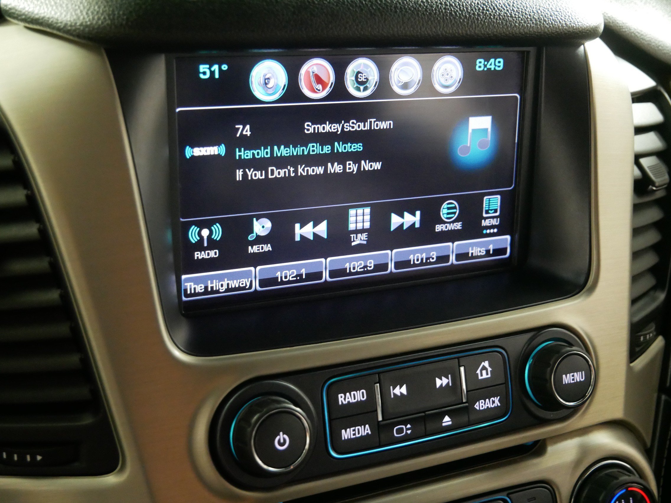 Used 2017 GMC Yukon XL Denali w/ Open Road Package AWD/4WD image 22