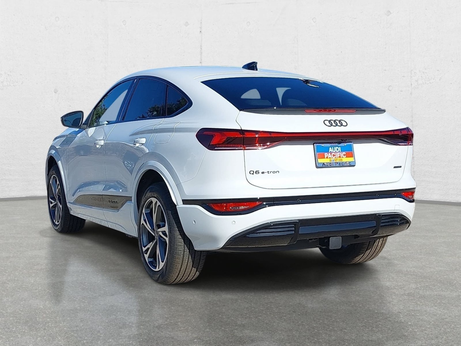 New 2027 Audi Q6 e-tron Premium Plus AWD/4WD image 7