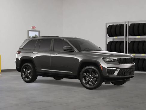 New 2025 Jeep Grand Cherokee Limited w/ Black Appearance Package image 7