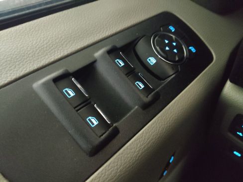 Used 2018 Ford F150 XL w/ Equipment Group 101A Mid AWD/4WD image 27